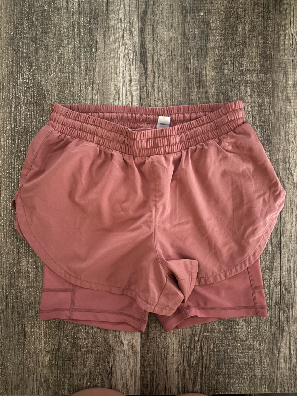 Old Navy Double-Layer Athletic Shorts in Rose Mauve